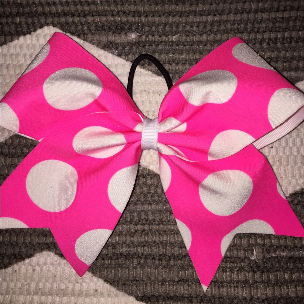 Cheer Bow